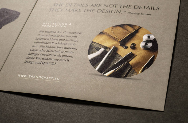 Der Brandfolder zeigt die exklusiven Produkte sowie die hochwertigen Anspruch an Design, Material und Ausführung.
